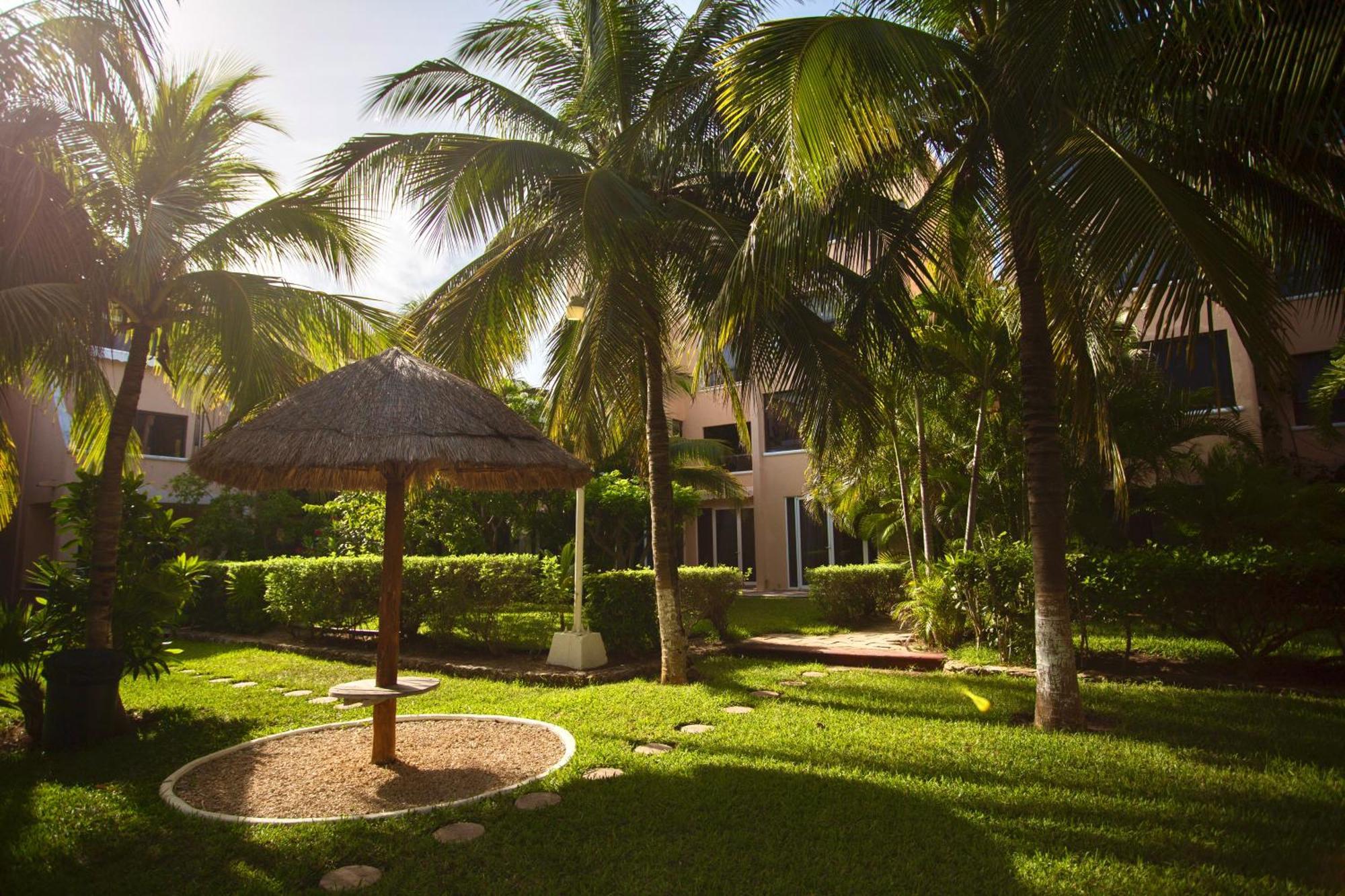 Loft With Pool - A Few Steps From The Beach! Канкун Екстер'єр фото